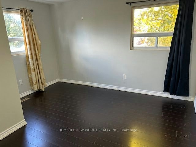Main & 2nd Floors-31 Wellpark Boulevard, Toronto, ON, M1V 1B5 - 11