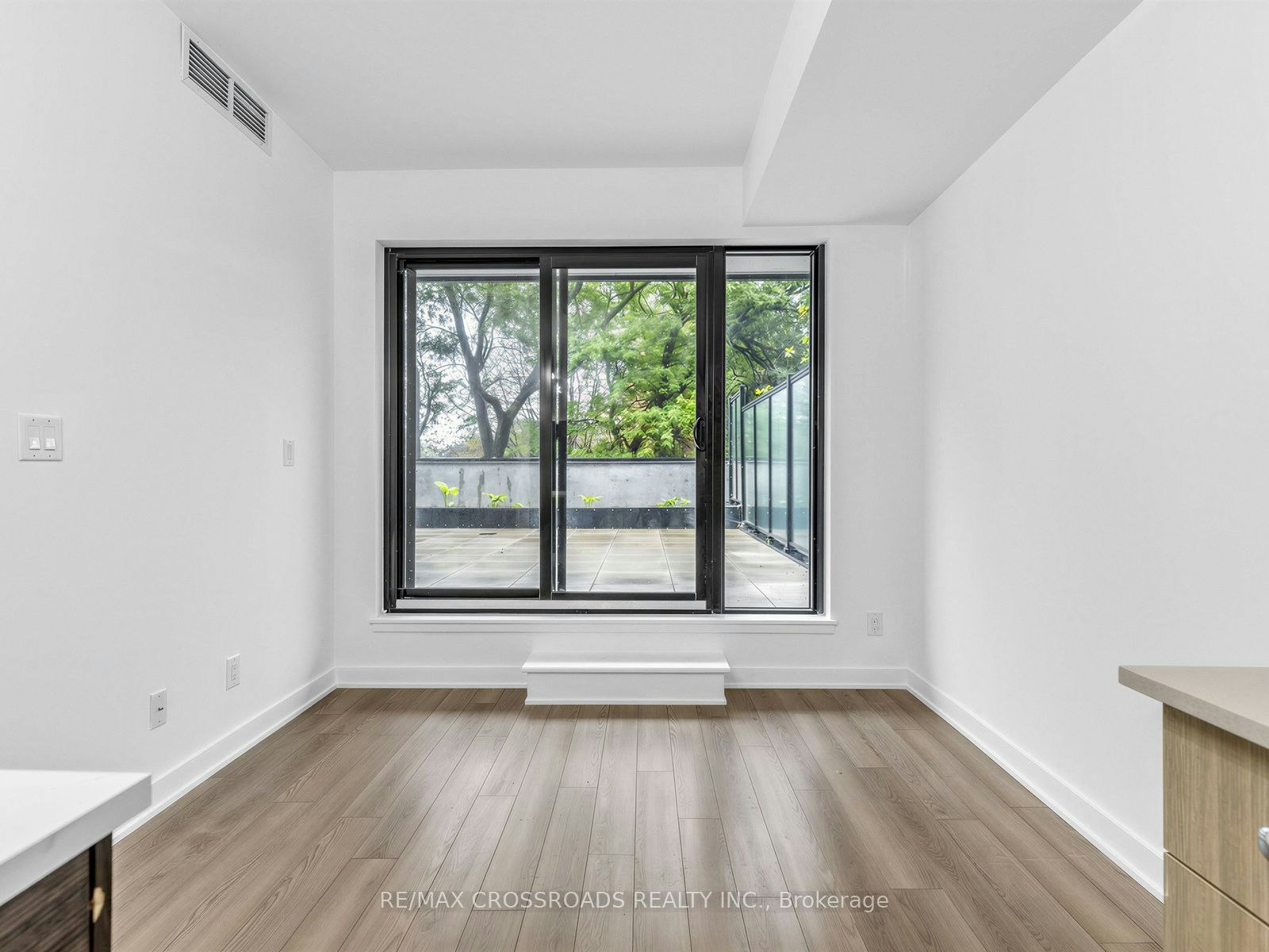 223-2799 Kingston Road, Toronto, ON, M1M 1N1 - 10