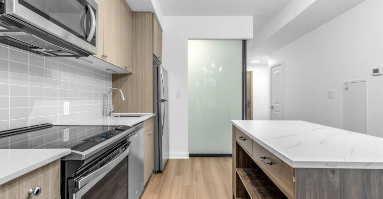 223-2799 Kingston Road, Toronto, ON, M1M 1N1 - 8