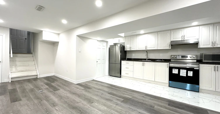 270 Coventry Court, Oshawa, ON, L1G 6H3