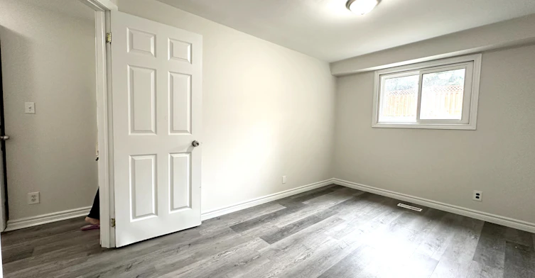 270 Coventry Court, Oshawa, ON, L1G 6H3 - 4