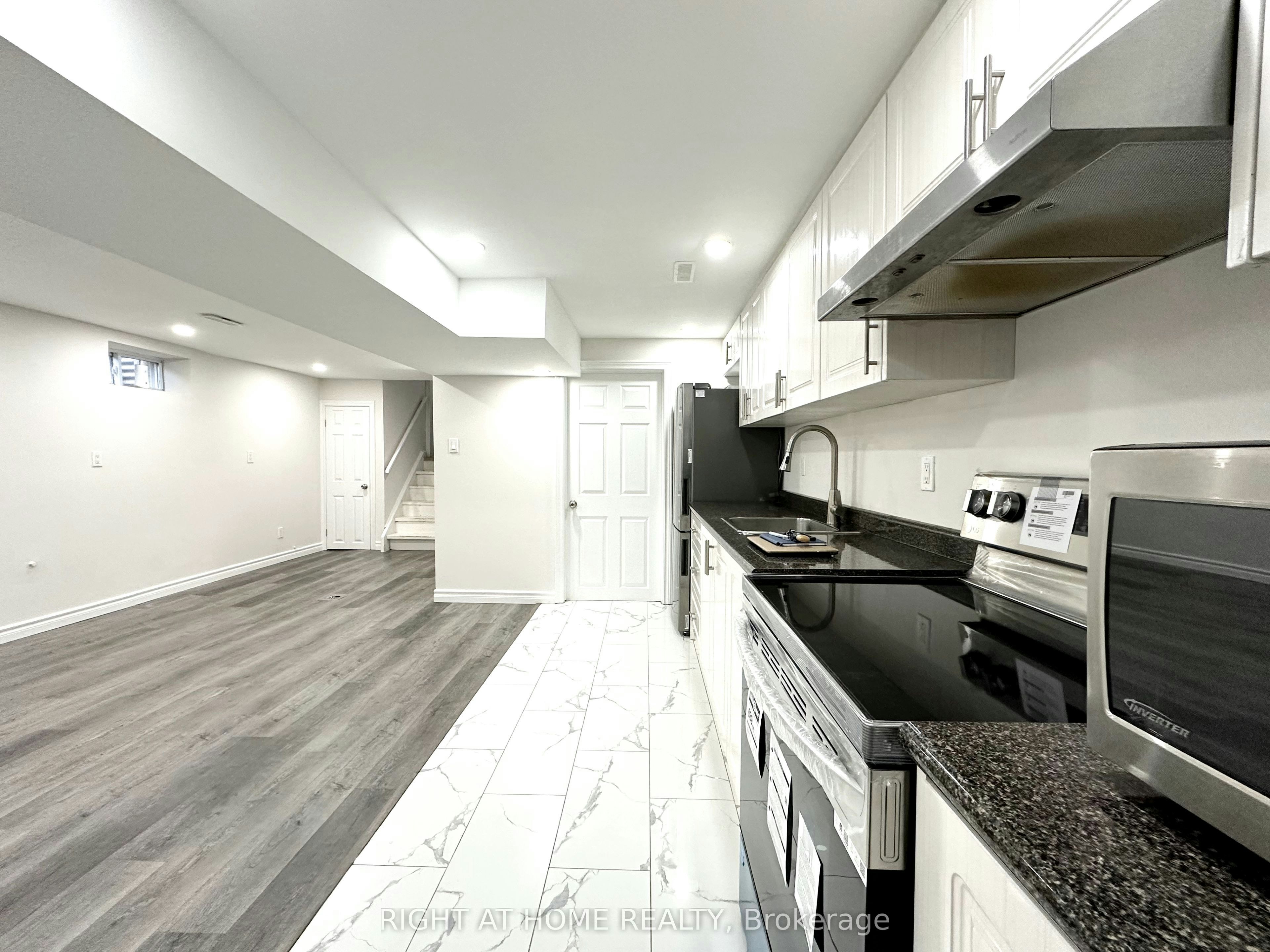 270 Coventry Court, Oshawa, ON, L1G 6H3 - 9