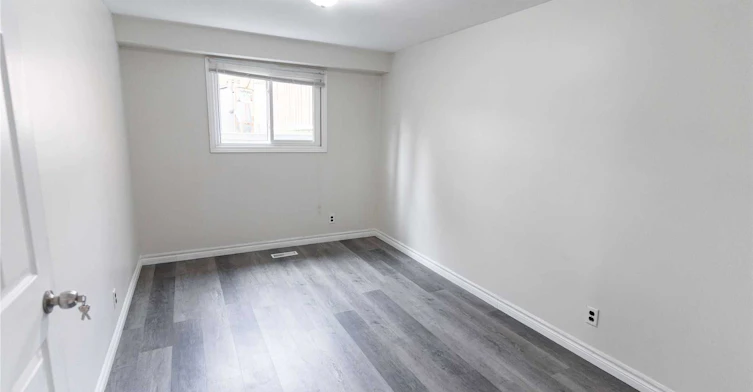270 Coventry Court, Oshawa, ON, L1G 6H3 - 3
