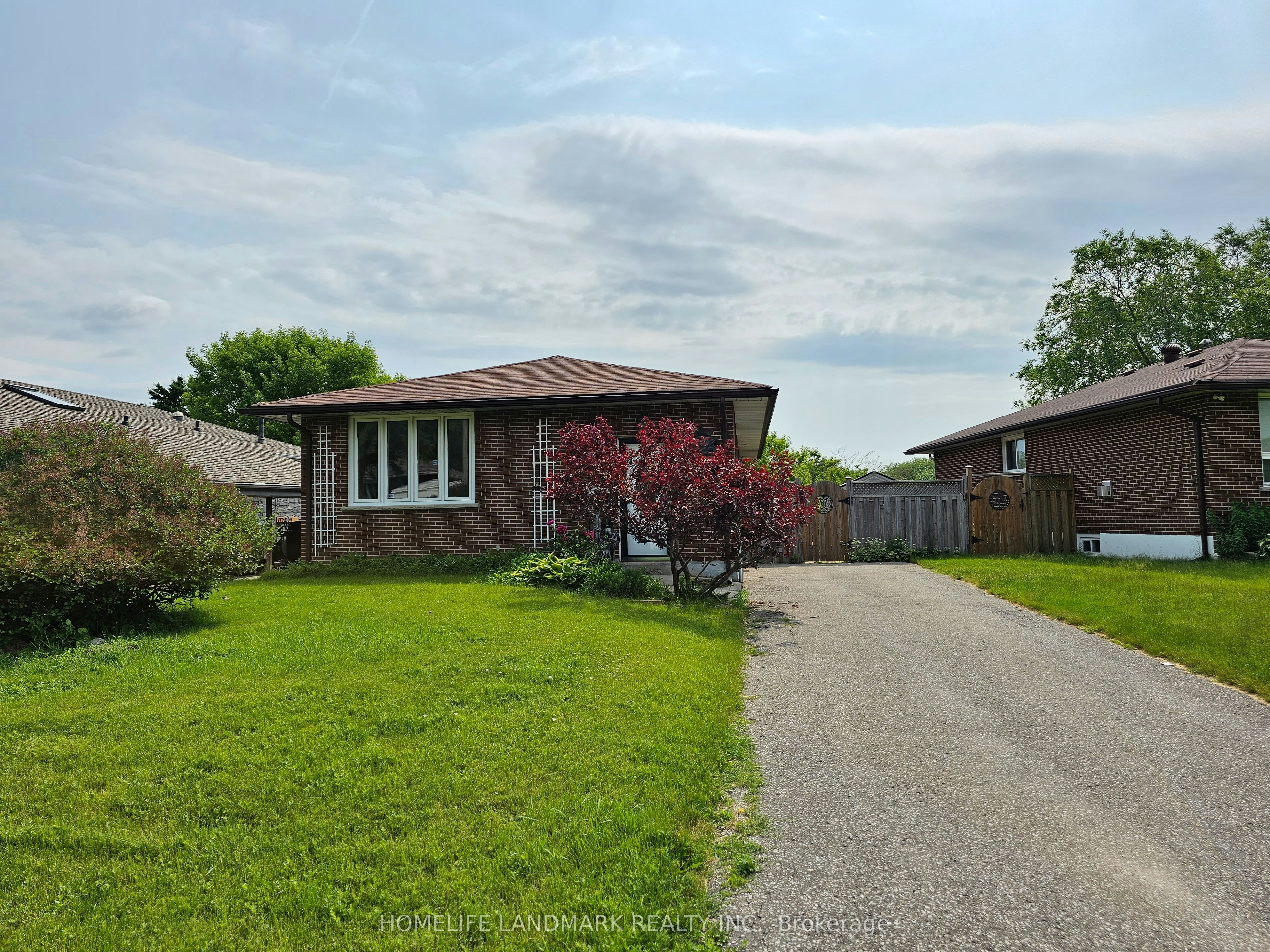 Lower-499 Tennyson Court, Oshawa, ON, L1H 3K8