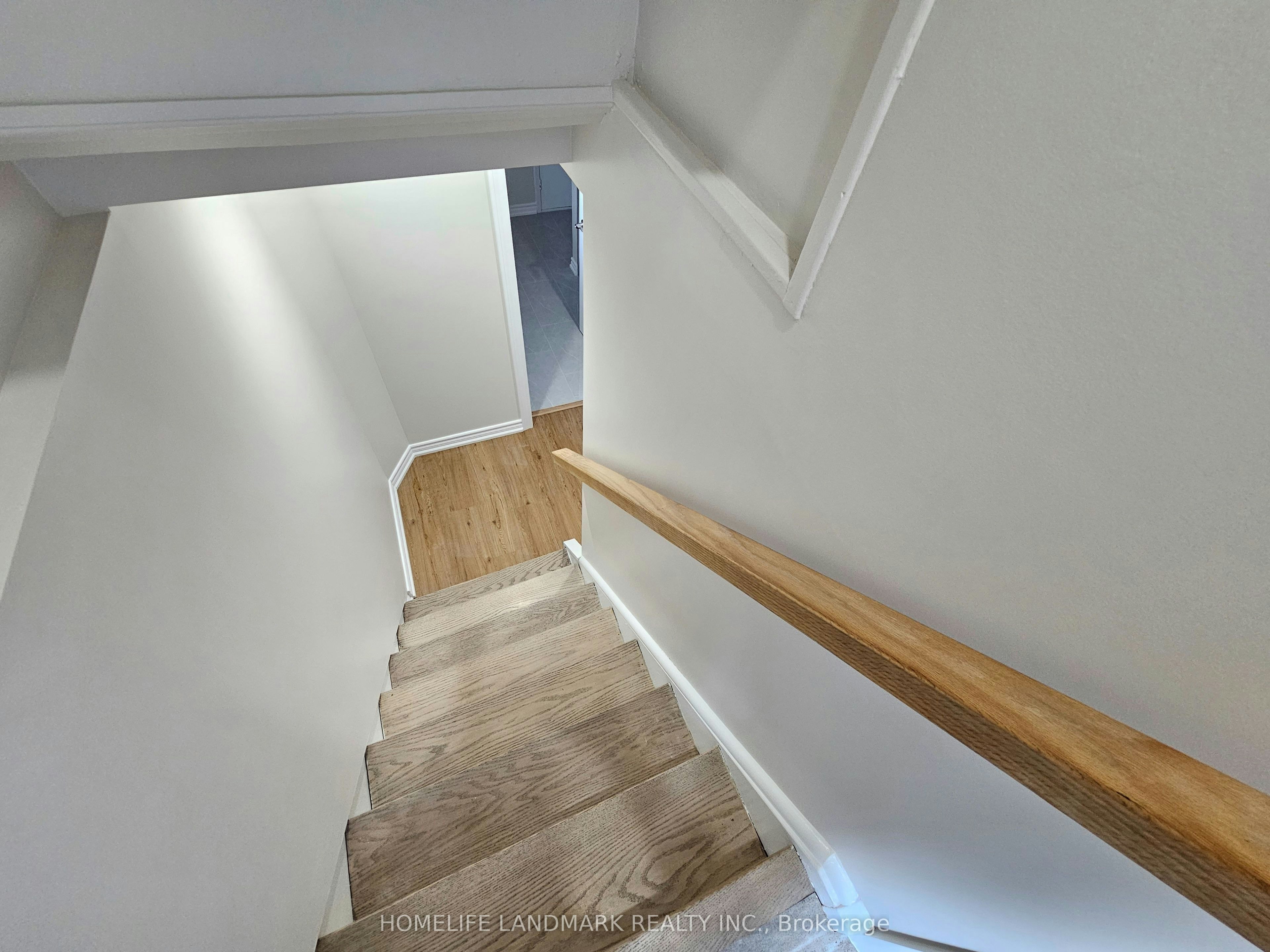 Lower-499 Tennyson Court, Oshawa, ON, L1H 3K8 - 2