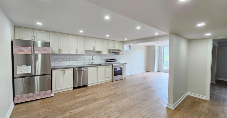 Lower-499 Tennyson Court, Oshawa, ON, L1H 3K8 - 5