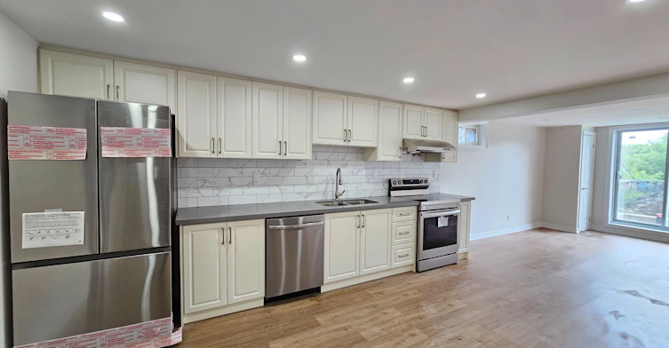 Lower-499 Tennyson Court, Oshawa, ON, L1H 3K8 - 6
