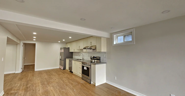 Lower-499 Tennyson Court, Oshawa, ON, L1H 3K8 - 13