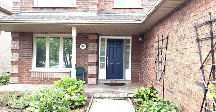 28 Mcivor Street, Whitby, ON, L1R 2L7 - 2
