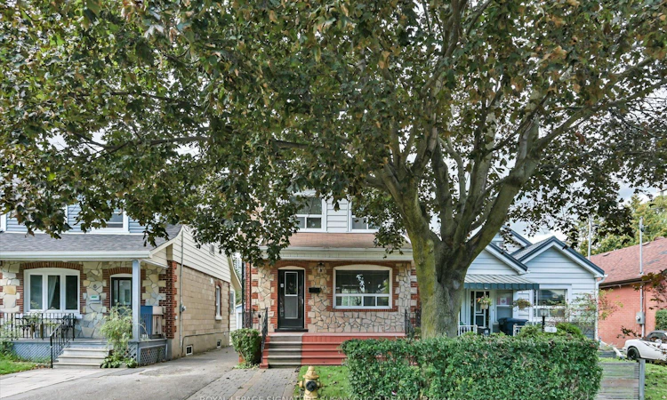 8 Sutherland Avenue