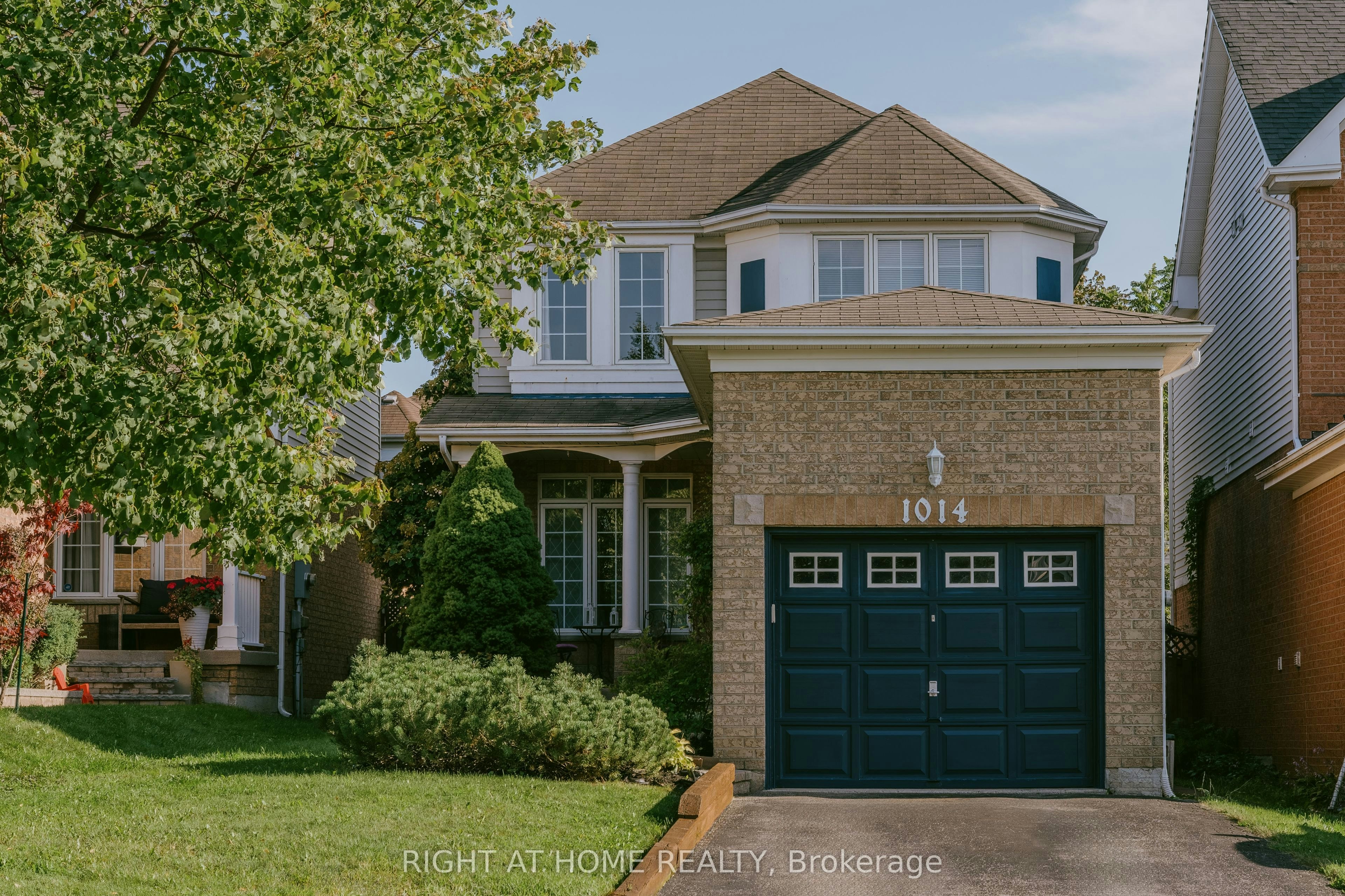 1014 Summitview Crescent, Oshawa, ON, L1K 2K4