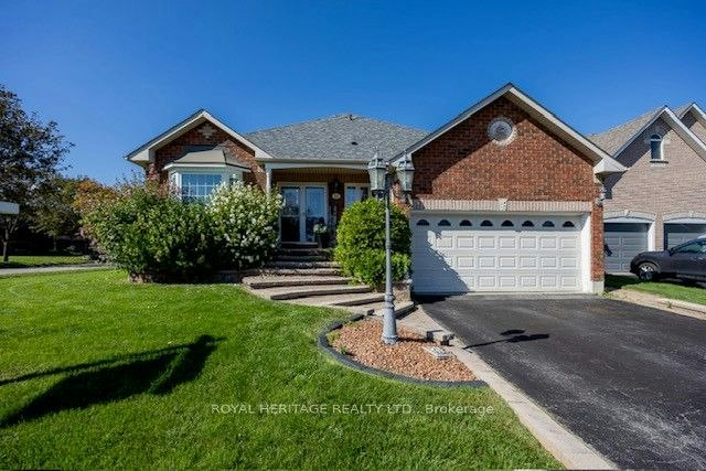 13 Mcgregor Drive, Ajax, ON, L1T 3W8