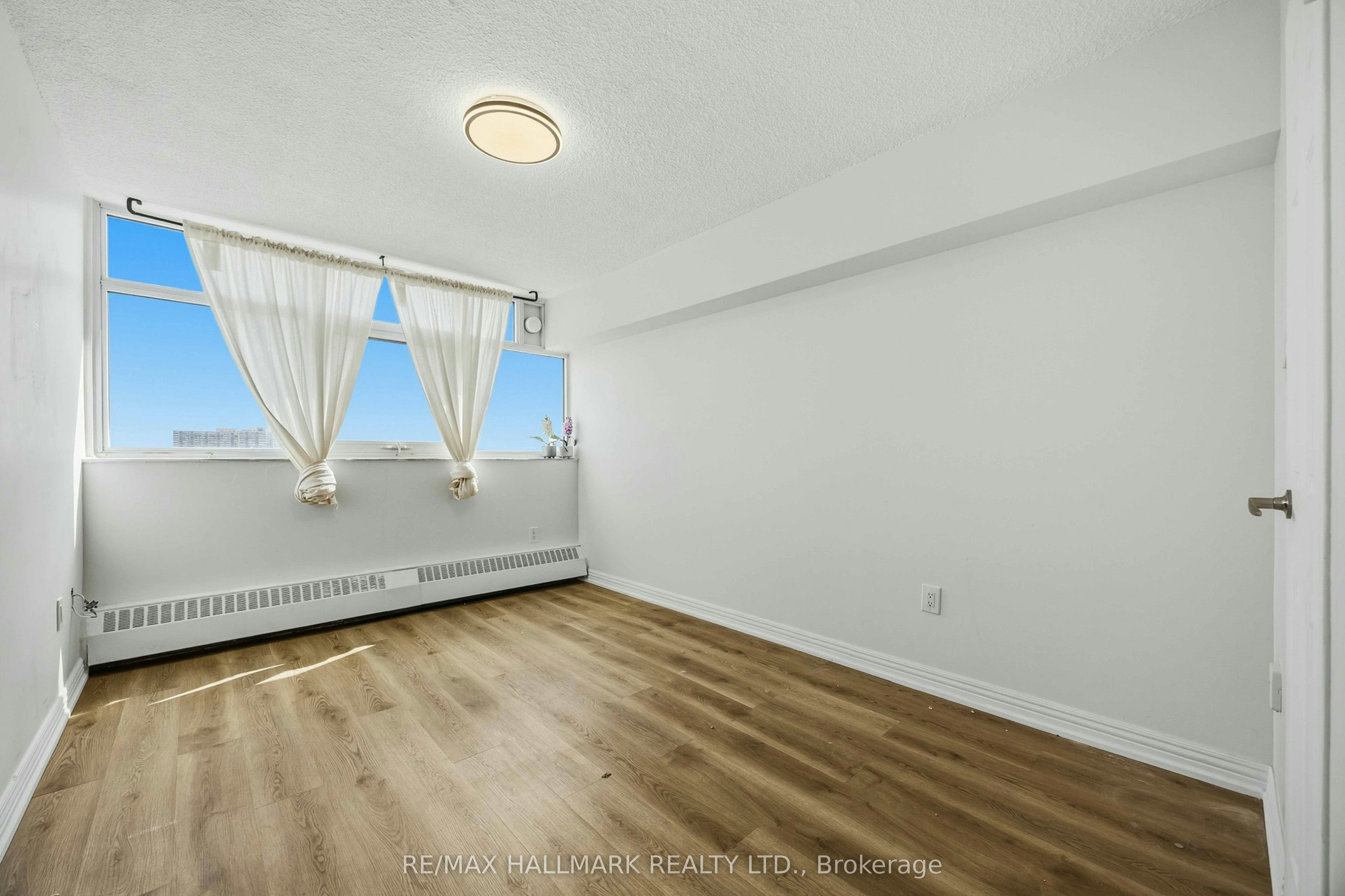 808-100 Echo Point, Toronto, ON, M1W 2V2 - 16