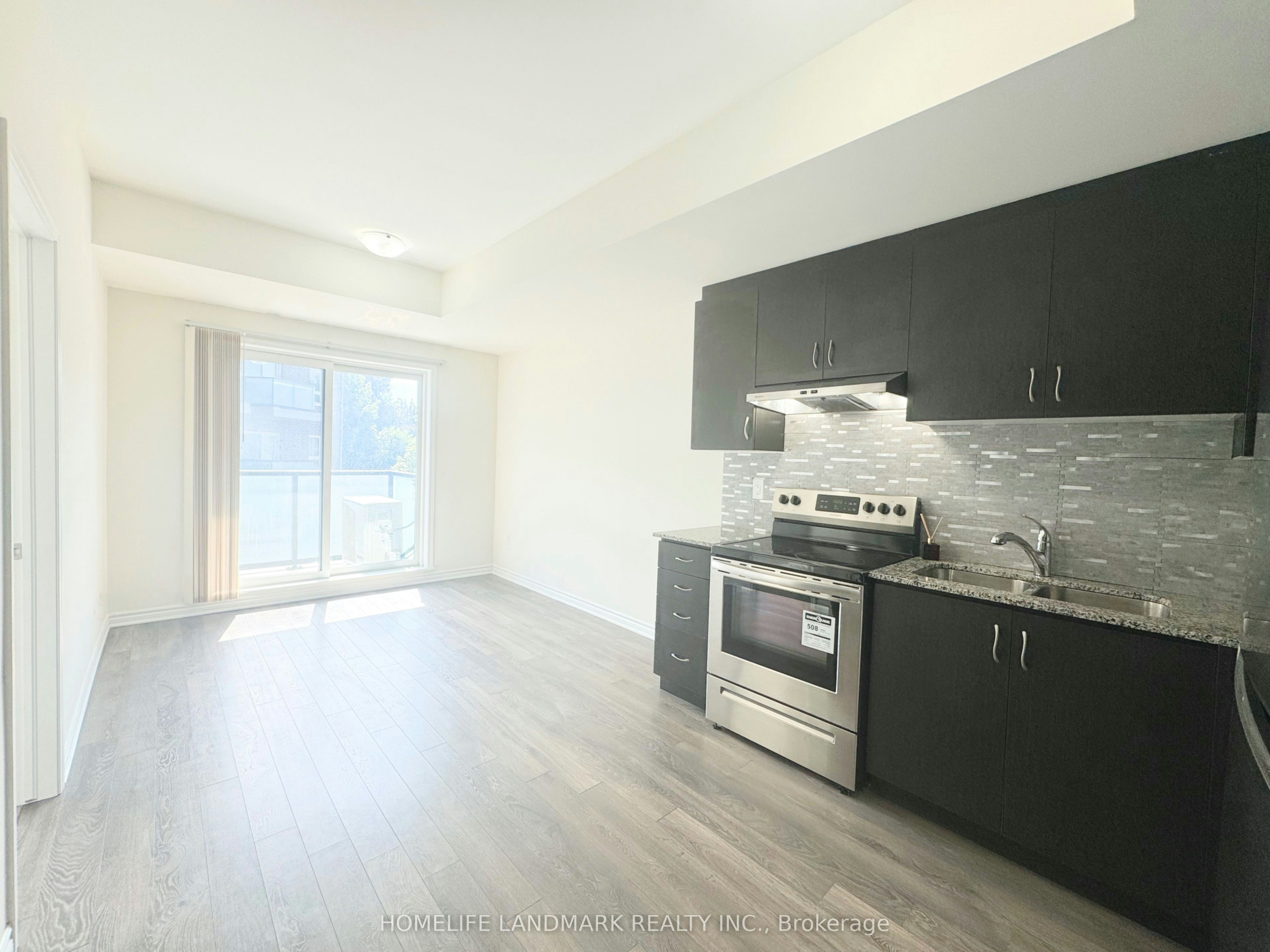 214-1085 Danforth Road, Toronto, ON, M1J 0B2