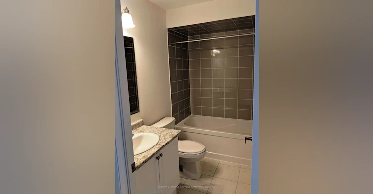 112 Cleanside Road, Toronto, ON, M1L 0J3 - 15