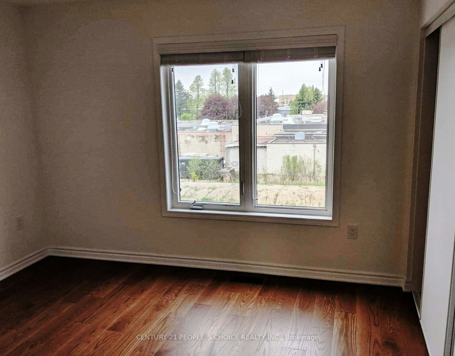 112 Cleanside Road, Toronto, ON, M1L 0J3 - 18