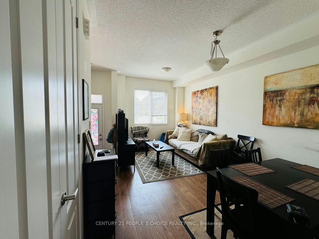 112 Cleanside Road, Toronto, ON, M1L 0J3 - 6