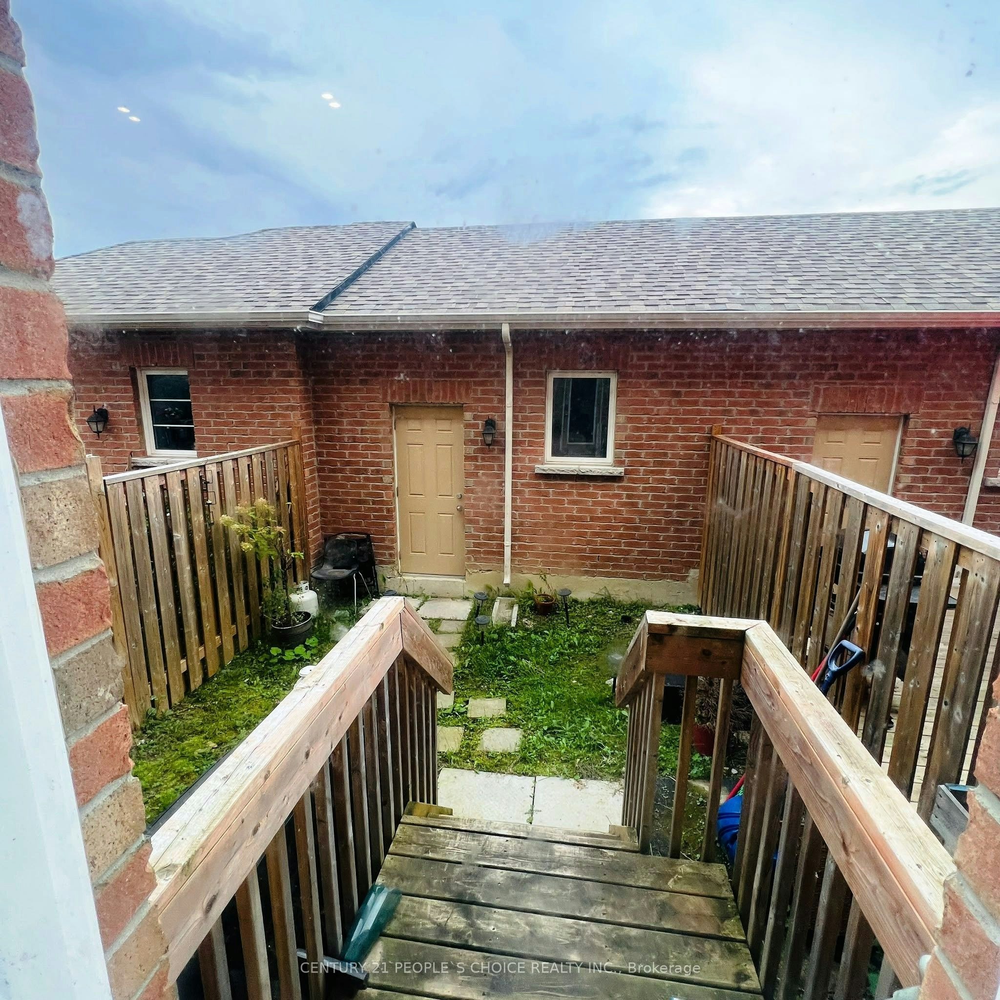 112 Cleanside Road, Toronto, ON, M1L 0J3 - 20