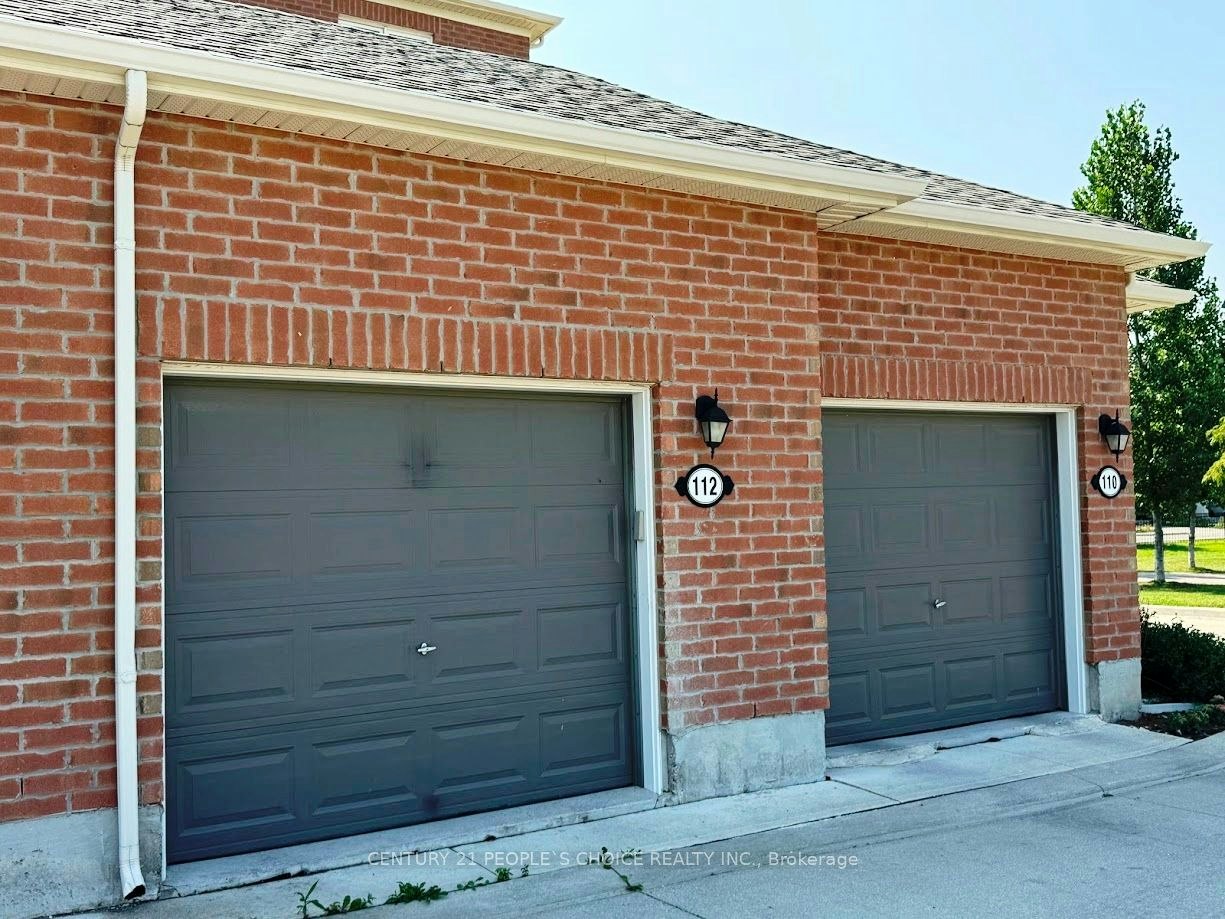 112 Cleanside Road, Toronto, ON, M1L 0J3 - 2