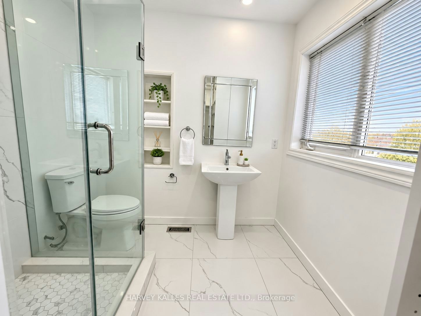 54-1635 Pickering Parkway, Pickering, ON, L1V 6W8 - 9