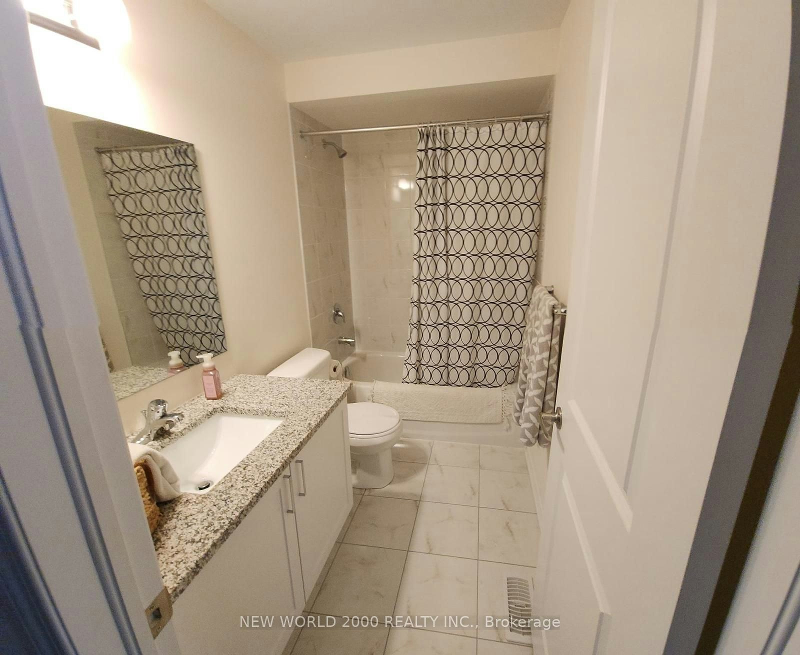 UPPER-29 Hornchurch Street N, Whitby, ON, L1P 0J3 - 13