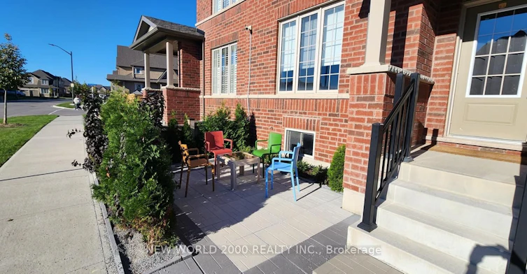 UPPER-29 Hornchurch Street N, Whitby, ON, L1P 0J3