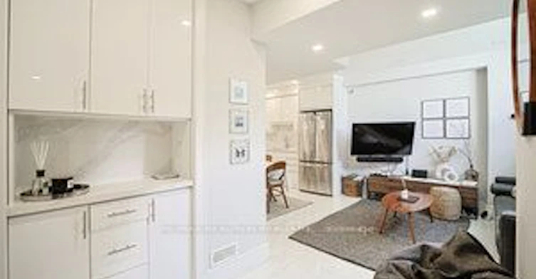 Bsmt-263 East Avenue, Toronto, ON, M1C 2W2 - 3