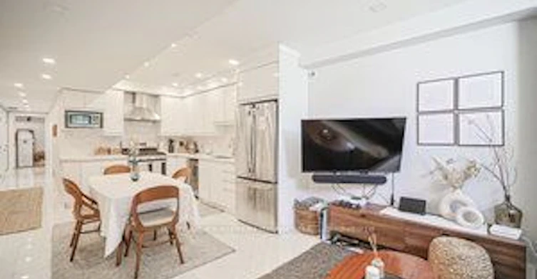 Bsmt-263 East Avenue, Toronto, ON, M1C 2W2 - 9