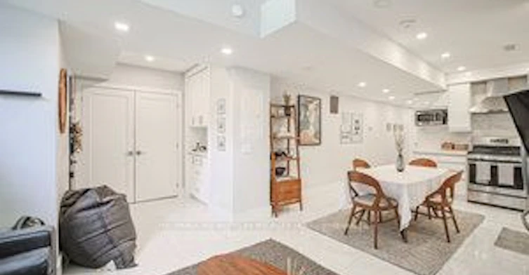 Bsmt-263 East Avenue, Toronto, ON, M1C 2W2 - 5