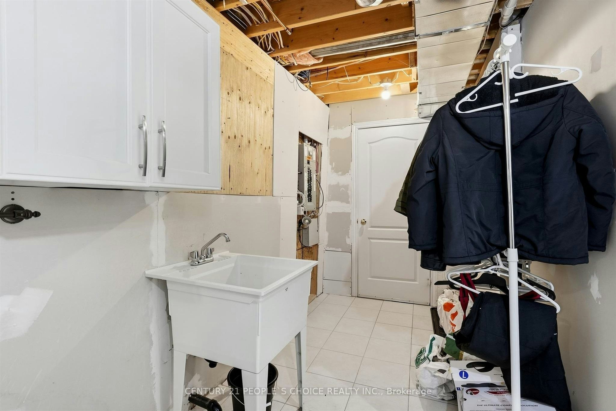 17 Chatterson Street, Whitby, ON, L1R 0B1 - 40