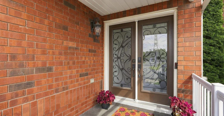 17 Chatterson Street, Whitby, ON, L1R 0B1 - 3