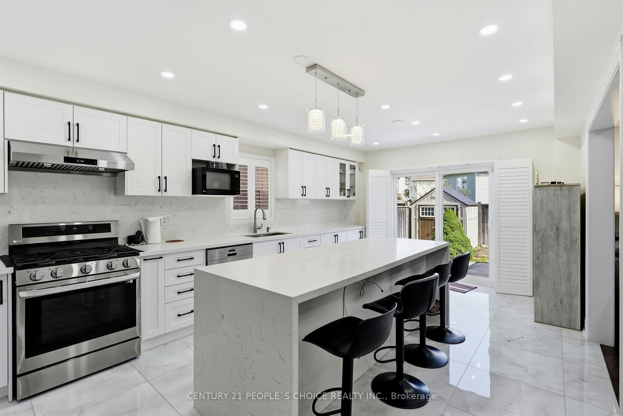 17 Chatterson Street, Whitby, ON, L1R 0B1 - 14