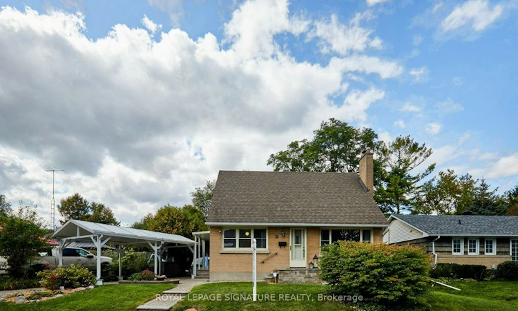 74 Forest Road