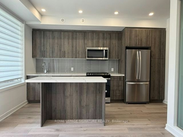 2-1475 O'connor Drive, Toronto, ON, M4B 0A7 - 5