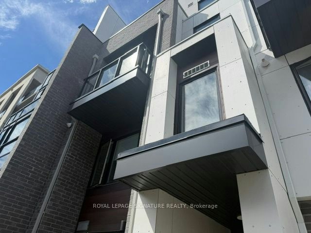 2-1475 O'connor Drive, Toronto, ON, M4B 0A7