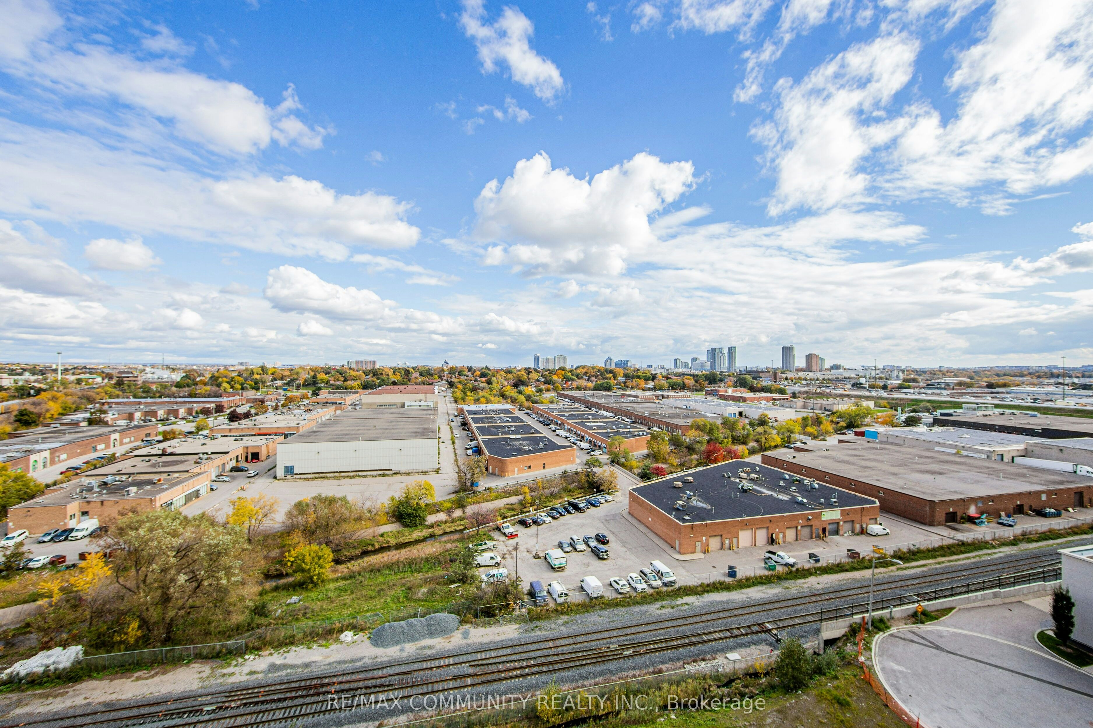 1102-225 Village Green Square, Toronto, ON, M1S 0N4 - 31