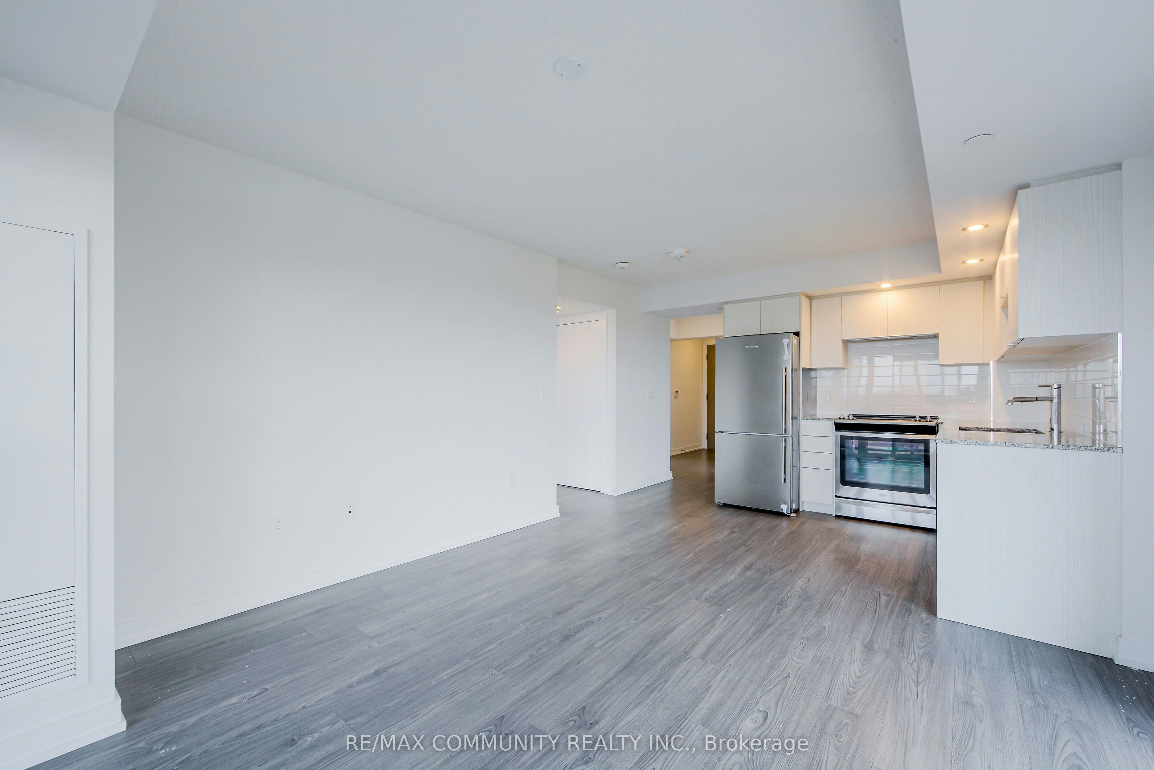 1102-225 Village Green Square, Toronto, ON, M1S 0N4 - 19
