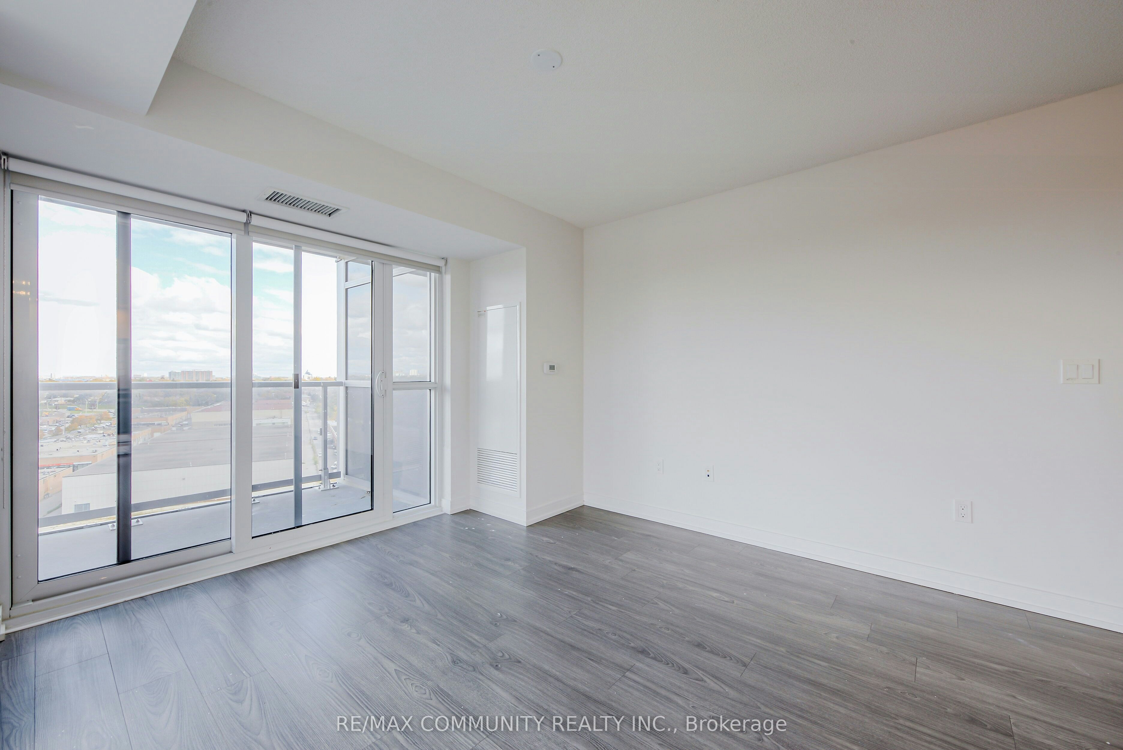 1102-225 Village Green Square, Toronto, ON, M1S 0N4 - 15