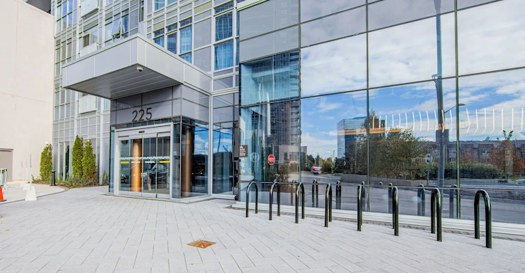 1102-225 Village Green Square, Toronto, ON, M1S 0N4 - 3
