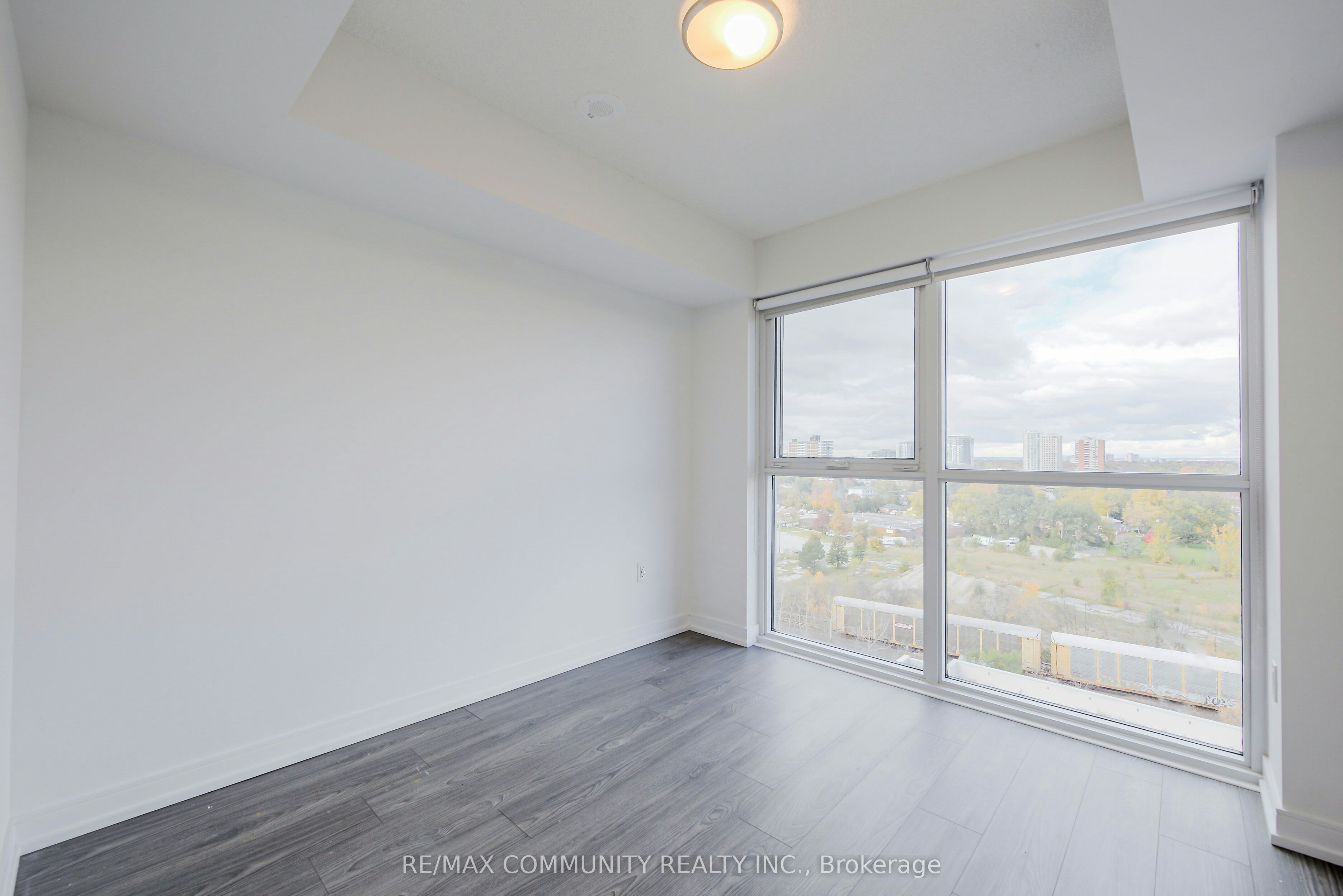 1102-225 Village Green Square, Toronto, ON, M1S 0N4 - 26