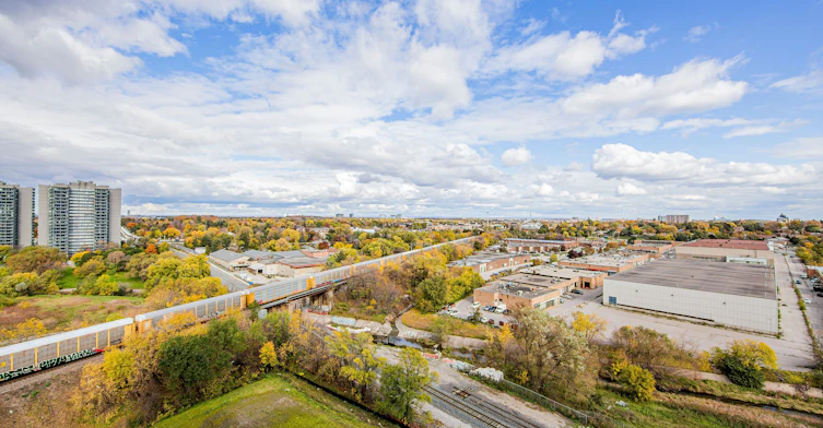 1102-225 Village Green Square, Toronto, ON, M1S 0N4 - 32