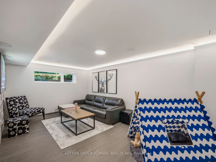 39 Red Deer Avenue, Toronto, ON, M1N 2Z1 - 30
