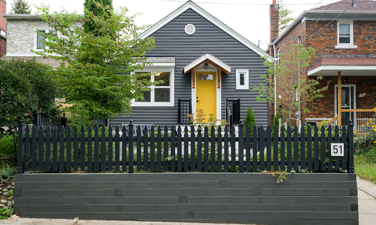 51 Queensbury Avenue