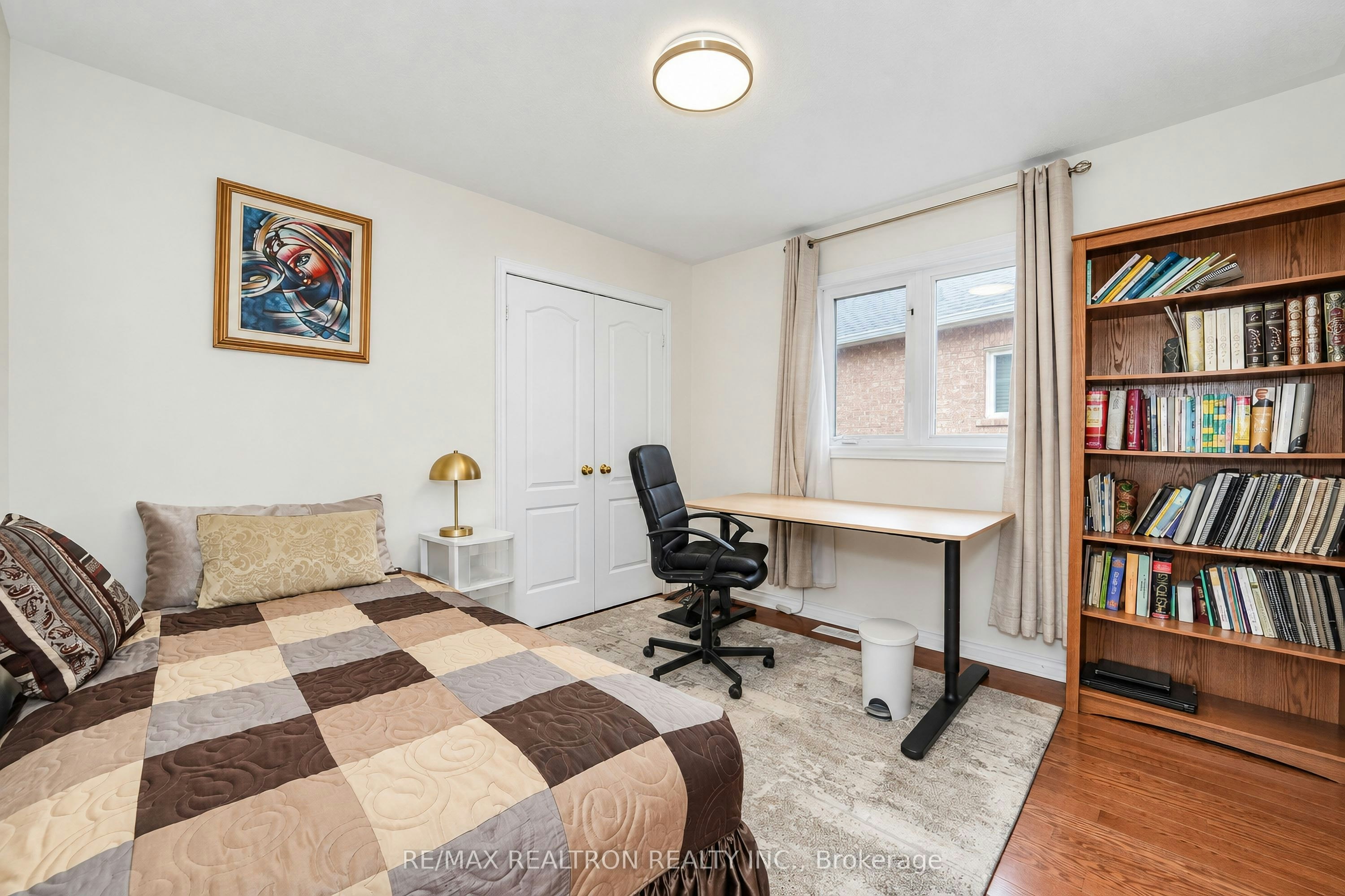 160 Dooley Crescent, Ajax, ON, L1T 4J7 - 16