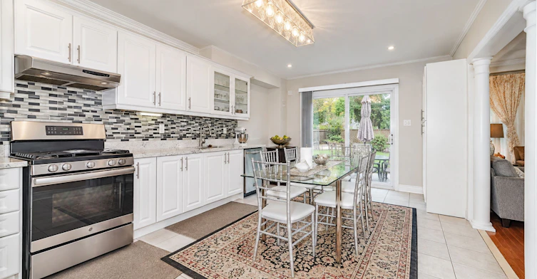 160 Dooley Crescent, Ajax, ON, L1T 4J7 - 8