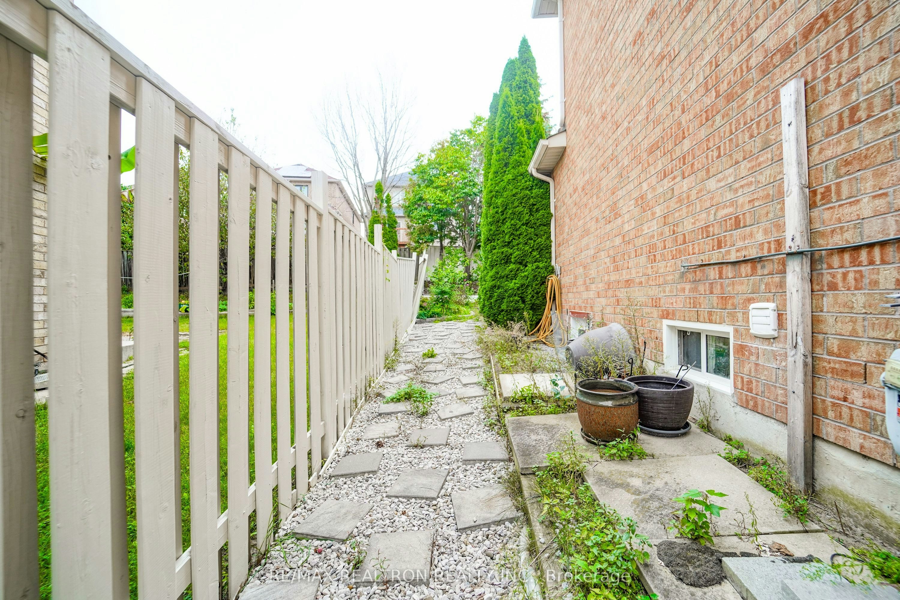 160 Dooley Crescent, Ajax, ON, L1T 4J7 - 21