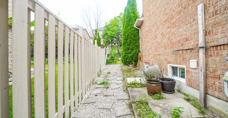 160 Dooley Crescent, Ajax, ON, L1T 4J7 - 21