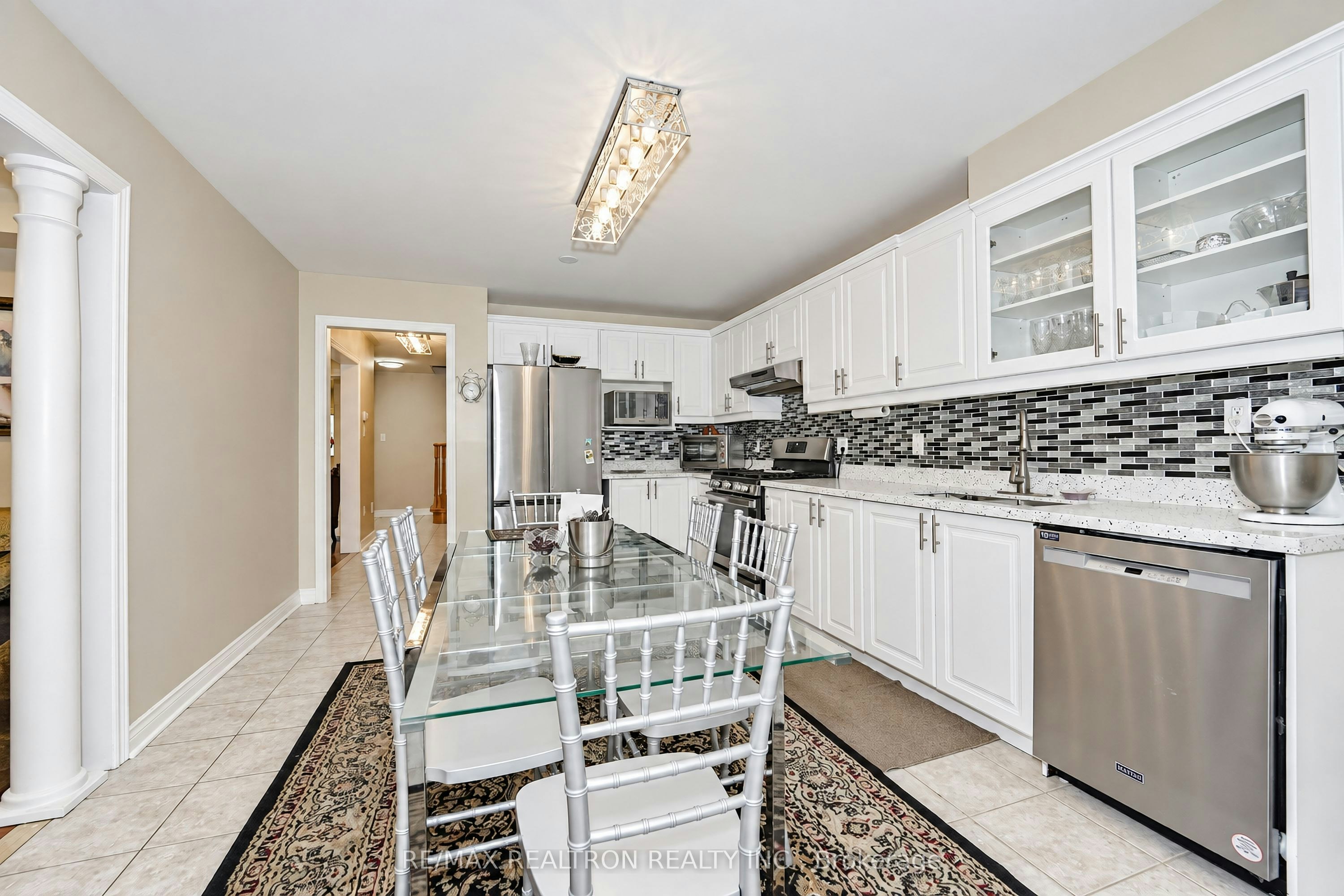 160 Dooley Crescent, Ajax, ON, L1T 4J7 - 9