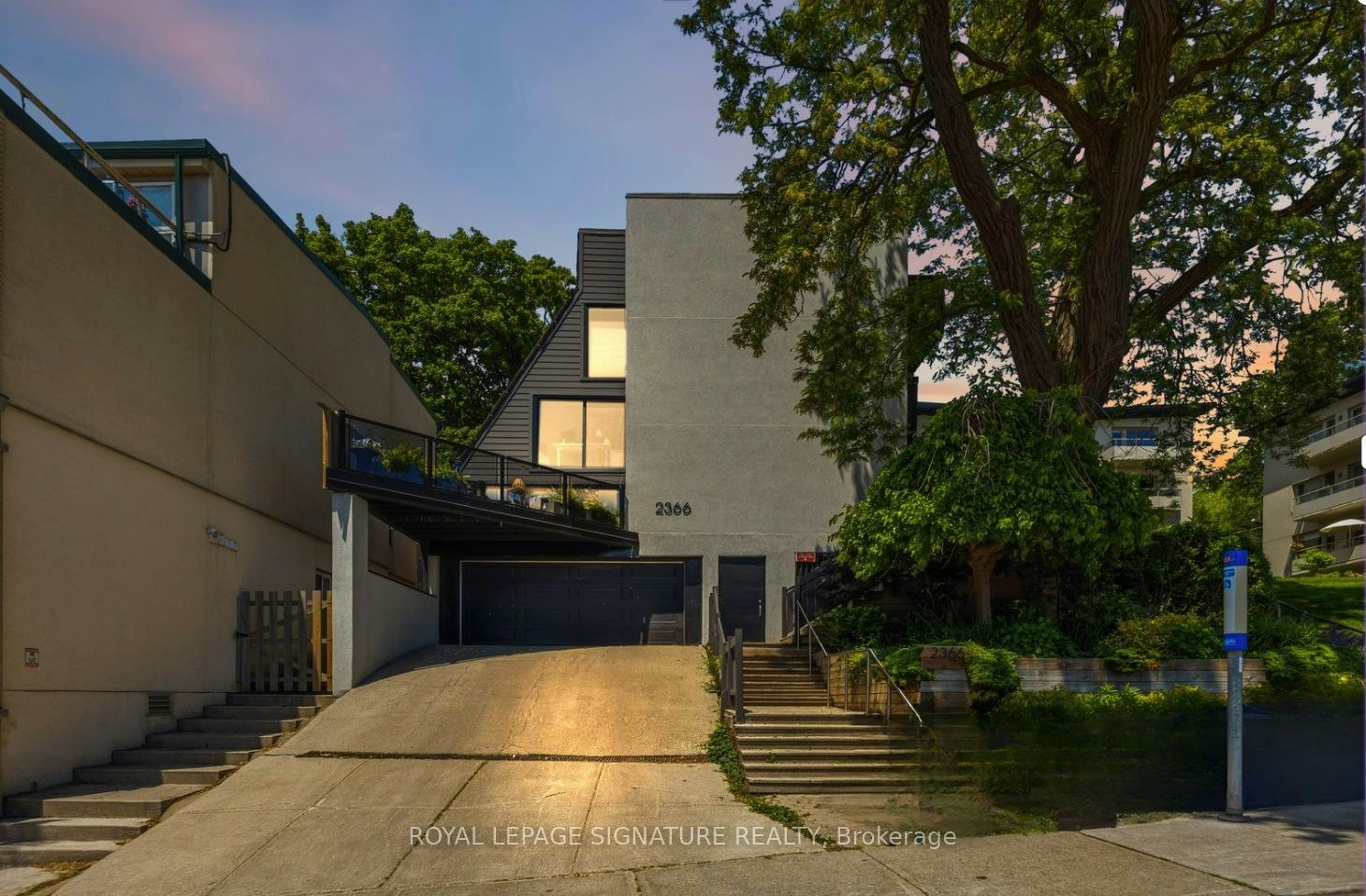 7-2366 Queen Street E, Toronto, ON, M4E 1H4