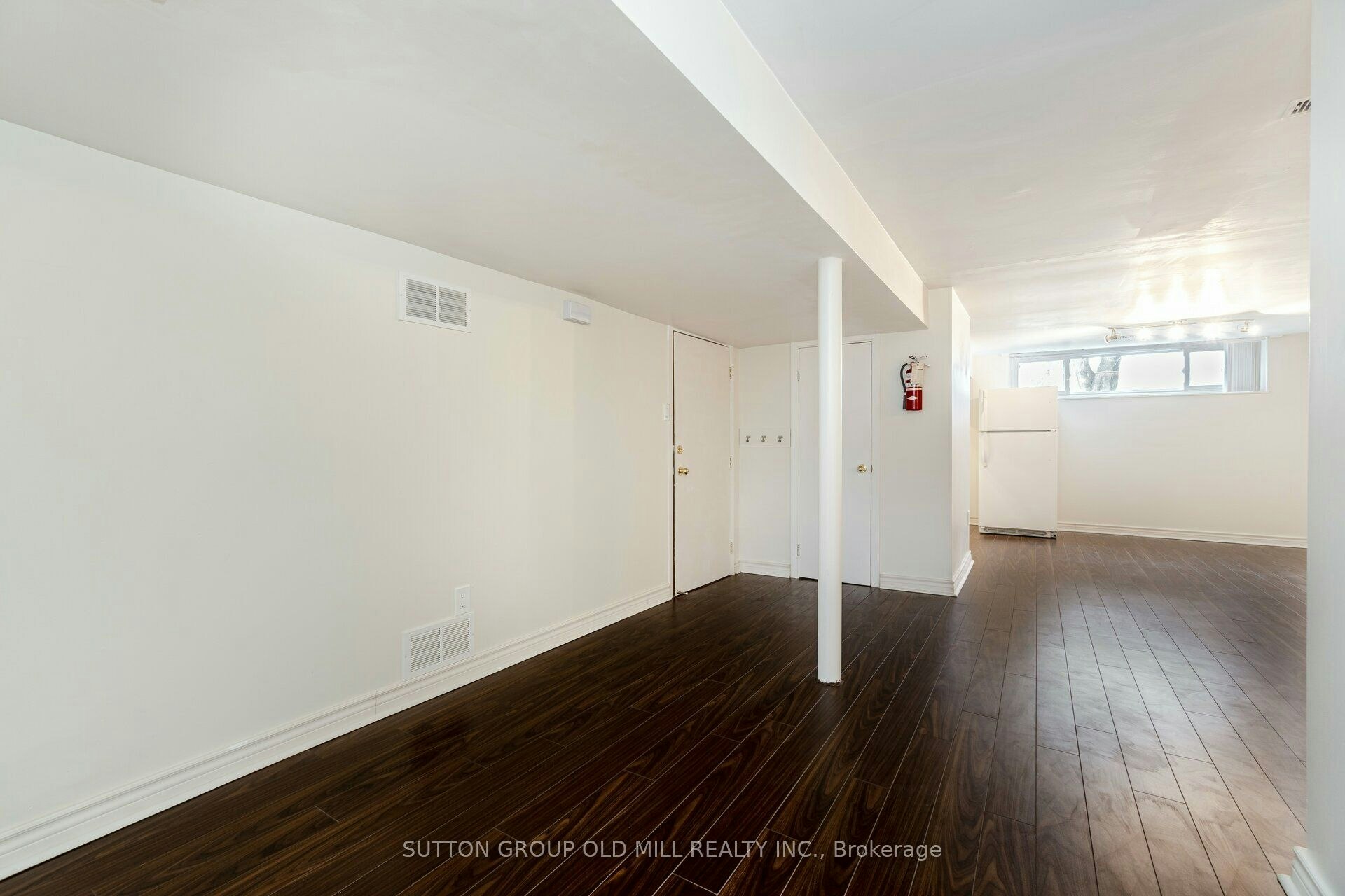 Lower-5 Applefield Drive, Toronto, ON, M1P 3X8 - 7